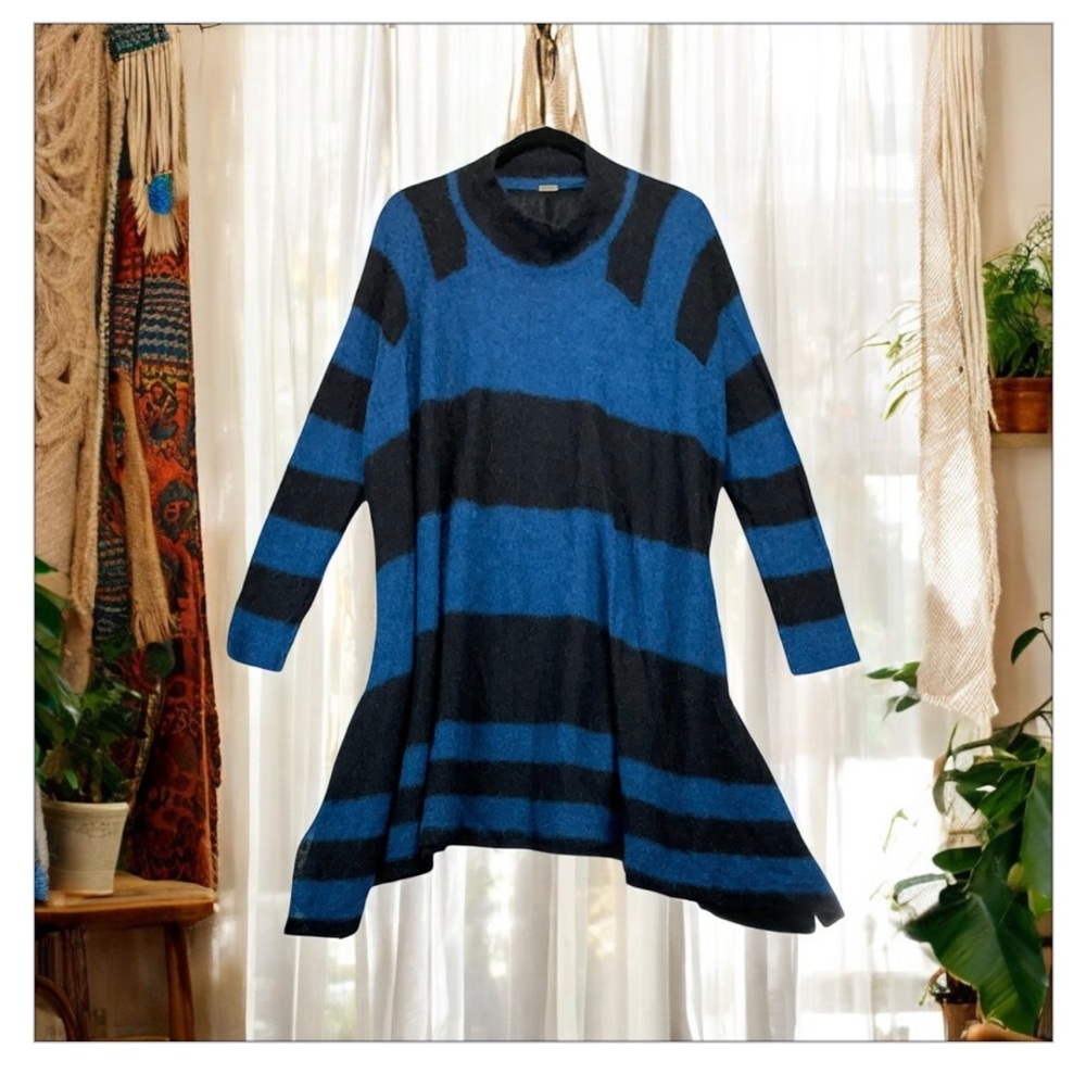 Free People Alpaca Lafayette
Sweater dress  Oversized-SzXs  Like New Black-Blue​ - Picture 5 of 9